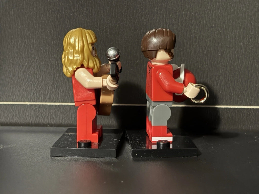 Custom Taylor Swift & Travis Kelce Minifigures